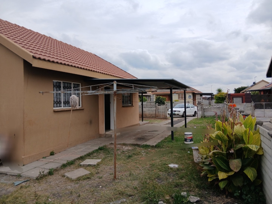 2 Bedroom Property for Sale in Freedom Park A North West